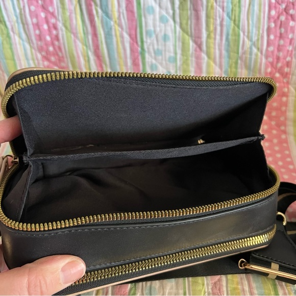 Dream Control Rectangle Shape Crossbody Purse - Picture 3 of 4